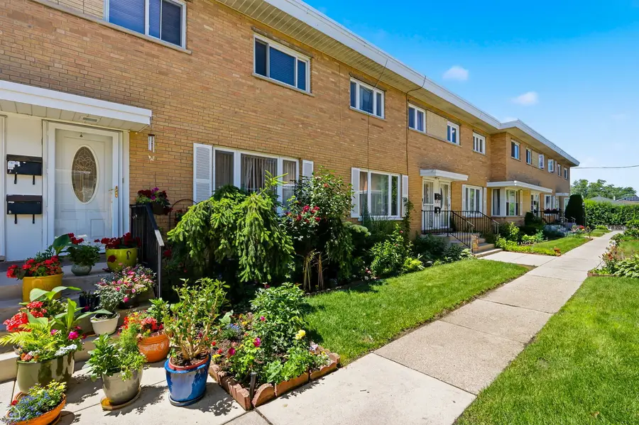 7862 W Lawrence Avenue #B, Norridge, IL 60706 - #2