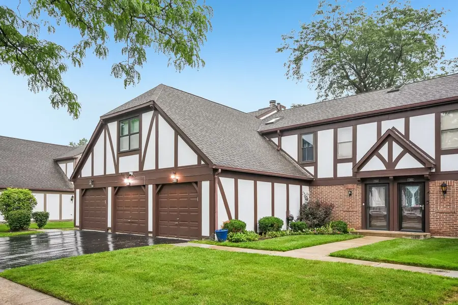 7353 Canterbury Place, Downers Grove, IL 60516 - #2