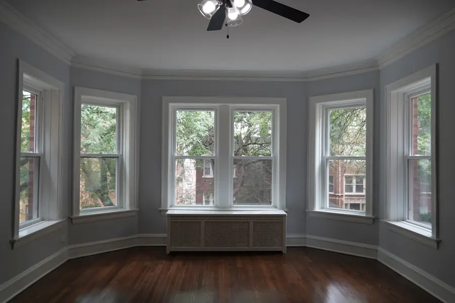 2051 W Arthur Avenue, Chicago, IL 60645 - #3