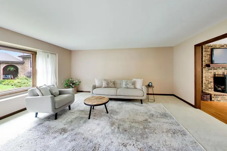 2302 Lisa Court, Palatine, IL 60067 - #2