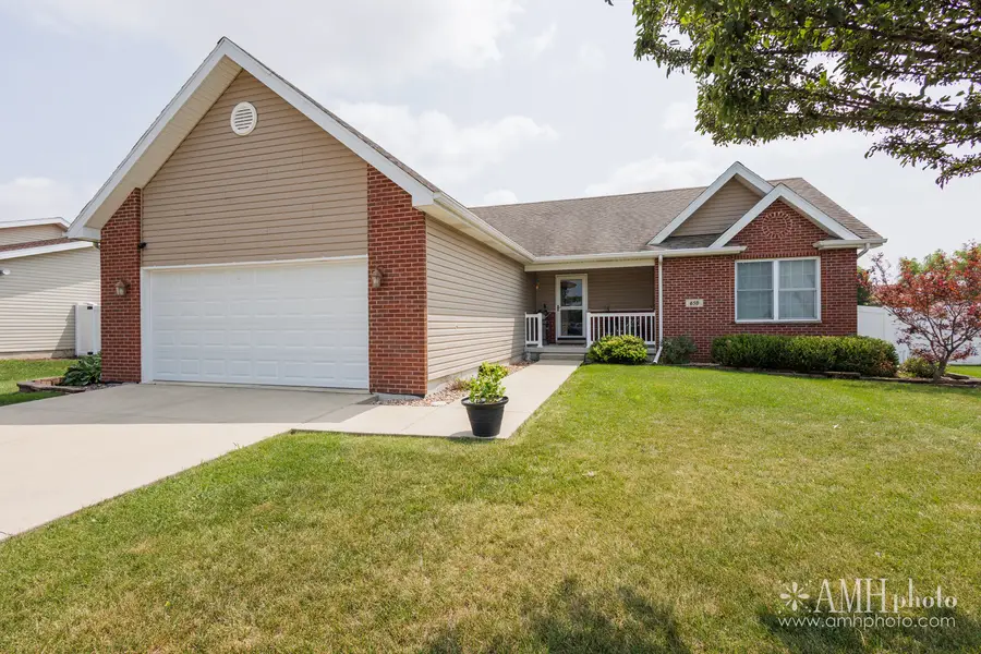 650 Lookout Way, Bourbonnais, IL 60914 - #2