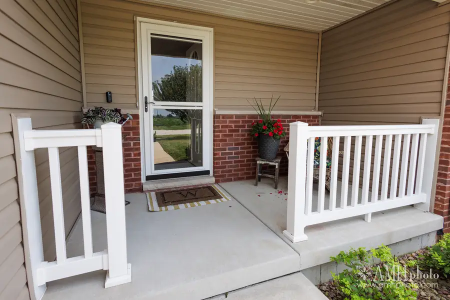 650 Lookout Way, Bourbonnais, IL 60914 - #3