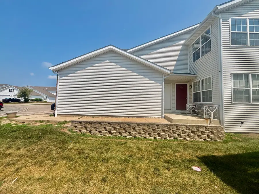 8000 Primrose Place #D, Poplar Grove, IL 61065 - #2