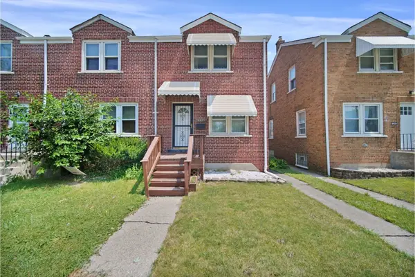 6433 S Long Avenue, Chicago, IL 60638