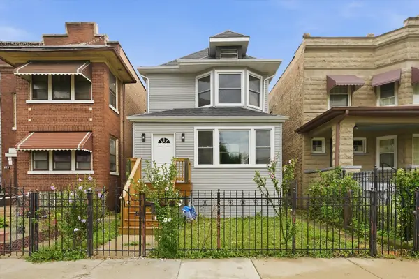 821 N Lockwood Avenue, Chicago, IL 60651