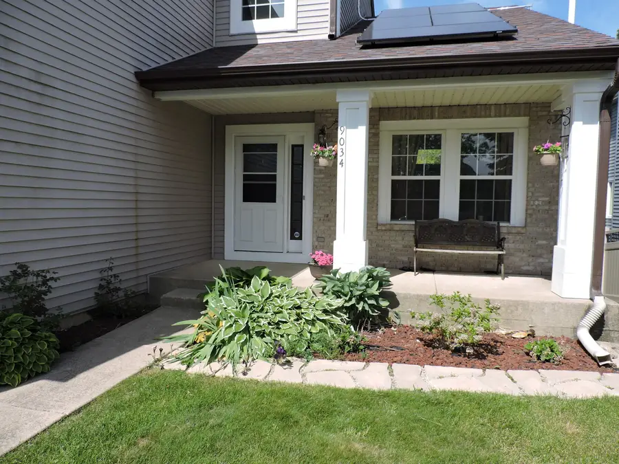 9034 Hillcrest Lane, Woodridge, IL 60517 - #2