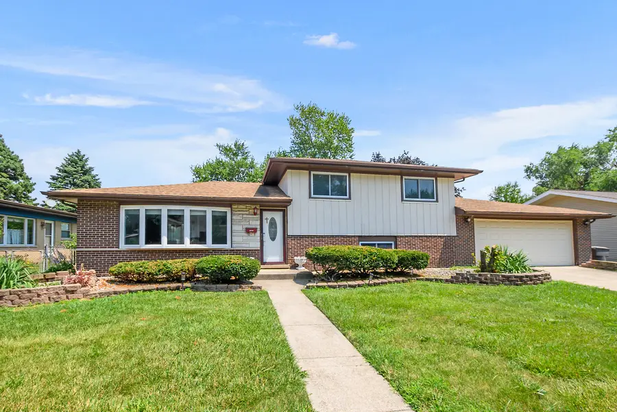 15655 Avalon Avenue, South Holland, IL 60473 - #3