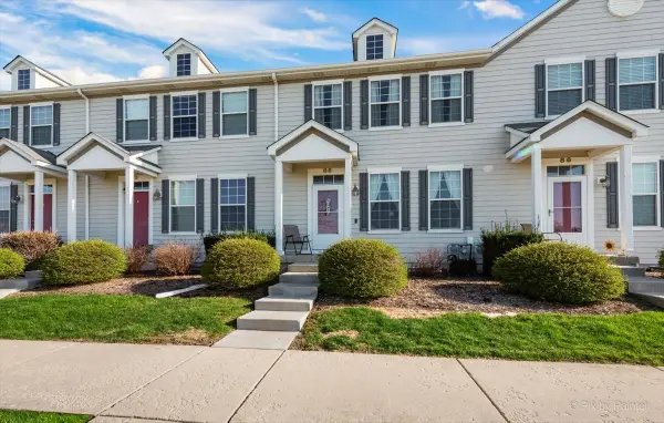 88 E South Avenue, Cortland, IL 60112