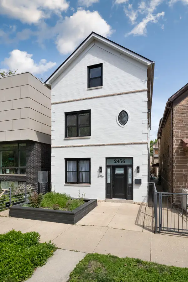 2456 W Huron Street, Chicago, IL 60612