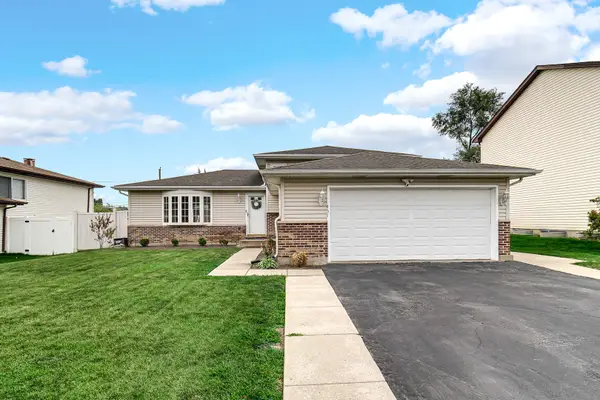431 Polo Club Drive, Glendale Heights, IL 60139