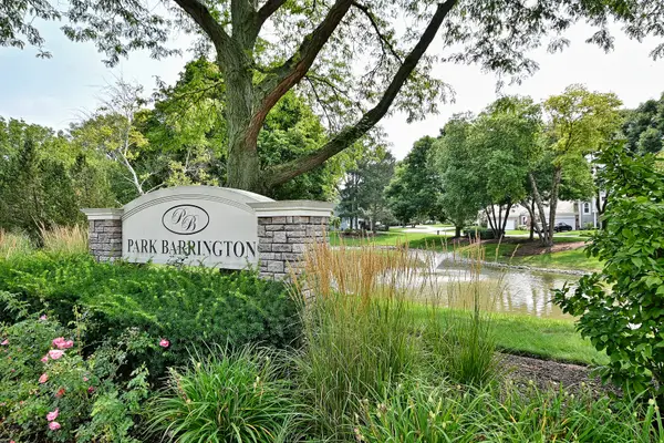 452 Park Barrington Drive, Barrington, IL 60010