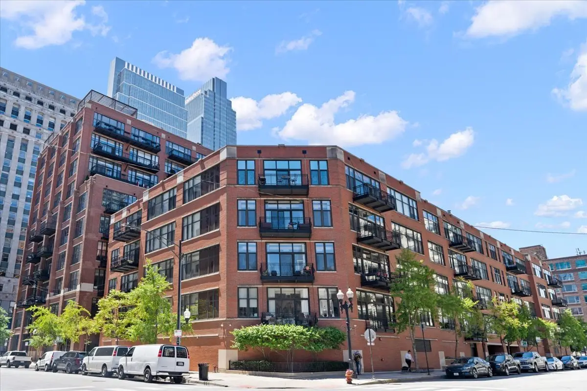 333 W Hubbard Street #605, Chicago, IL 60654 - #1