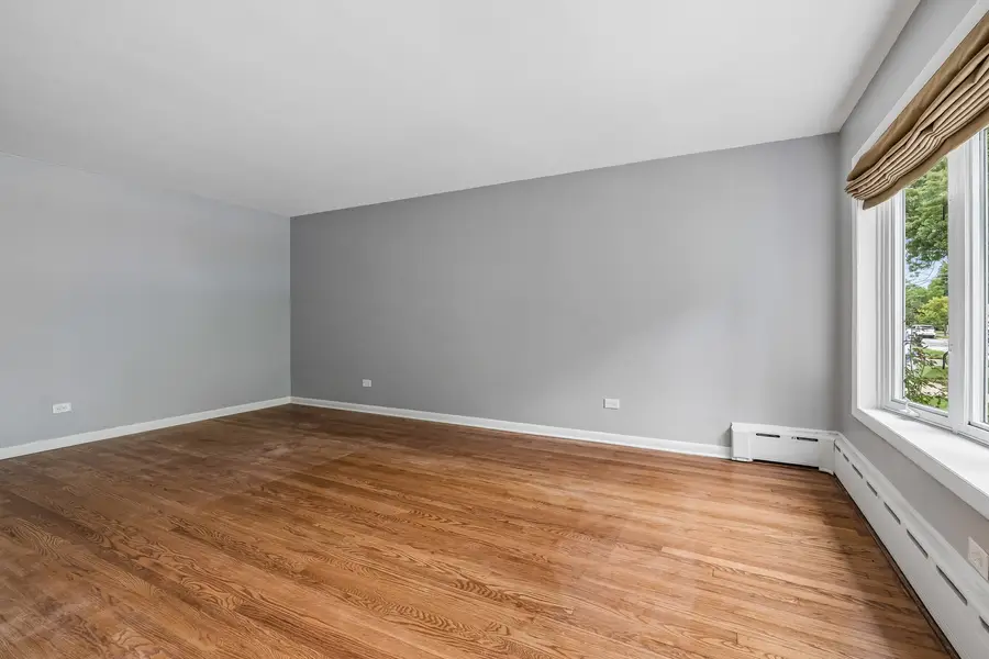 4916 N Rutherford Avenue, Chicago, IL 60656 - #3