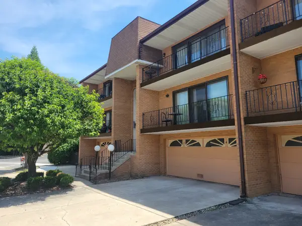 4021 W 93rd Place #1W, Oak Lawn, IL 60453