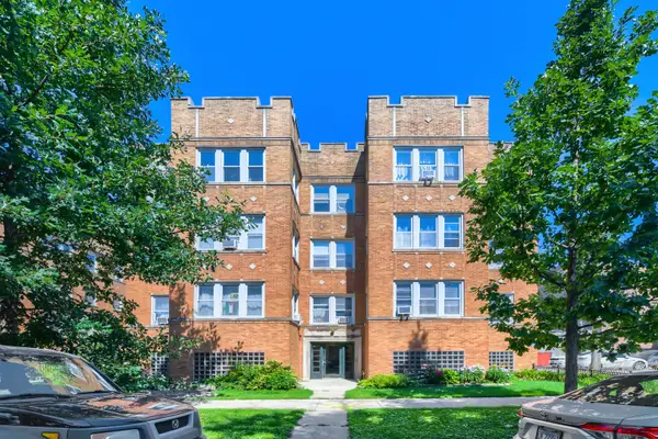4419 N Whipple Street #3B, Chicago, IL 60625