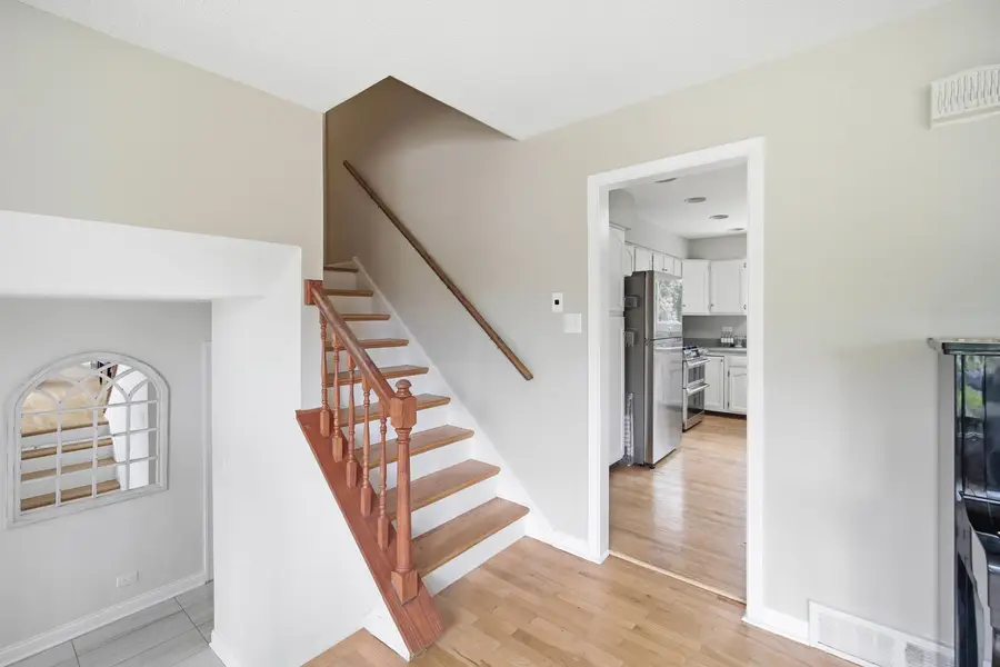 219 W Appletree Lane, Arlington Heights, IL 60004 - #3