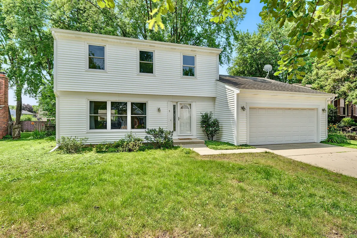 5 Keswick Lane, Vernon Hills, IL 60061 - #1