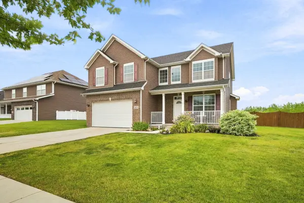 1425 S Saddlebrook Lane, Minooka, IL 60447
