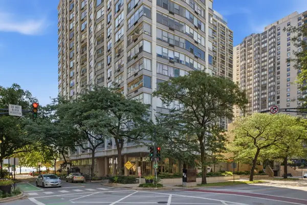 5757 N Sheridan Road #19D, Chicago, IL 60660