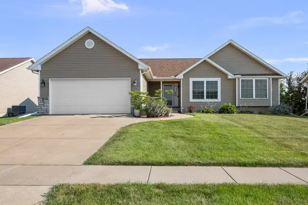 4397 Tranquility Trail, Bettendorf, IA 52722