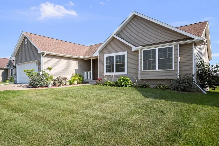 4397 Tranquility Trail, Bettendorf, IA 52722 - #2