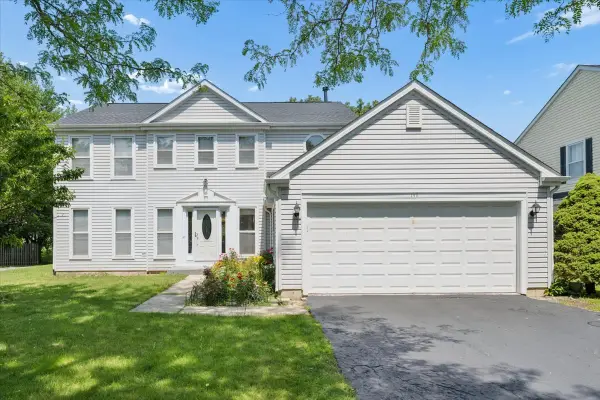 140 N Fiore Parkway, Vernon Hills, IL 60061