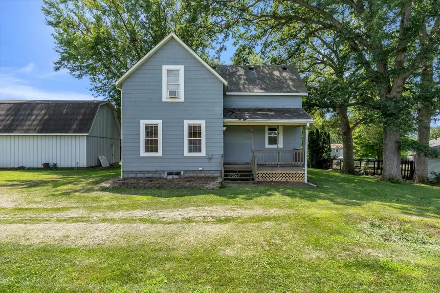 513 12th Street, Silvis, IL 61282 - #2