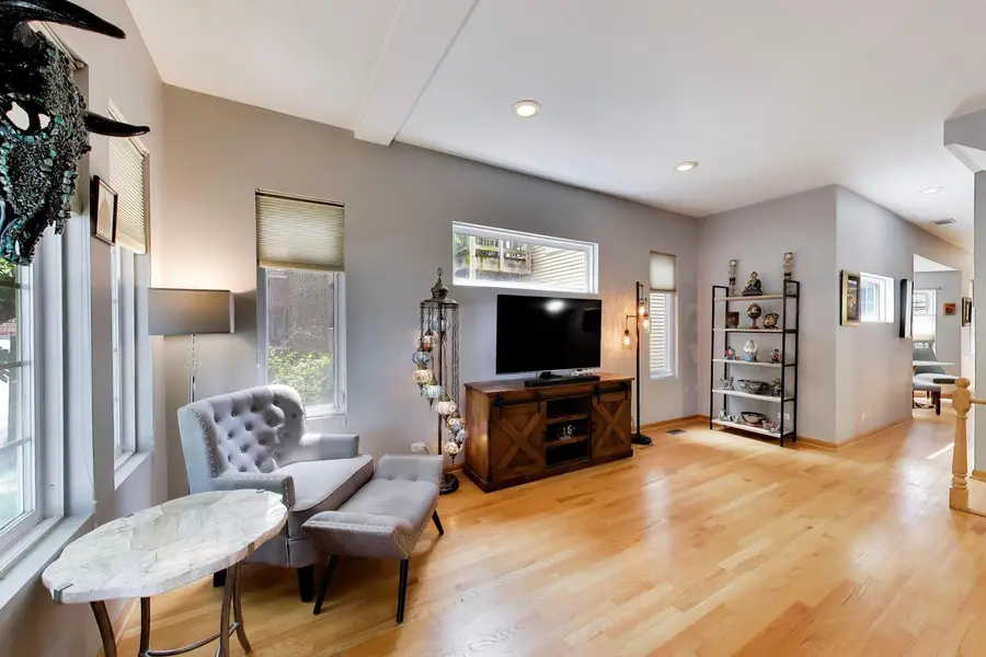5354 N Ashland Avenue, Chicago, IL 60640 - #2