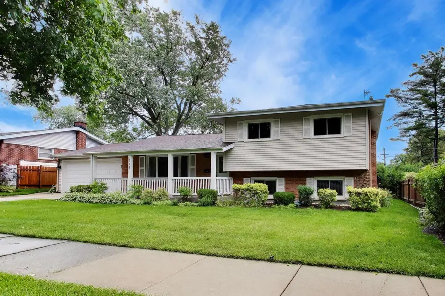 301 S Yale Avenue, Arlington Heights, IL 60005 - #2