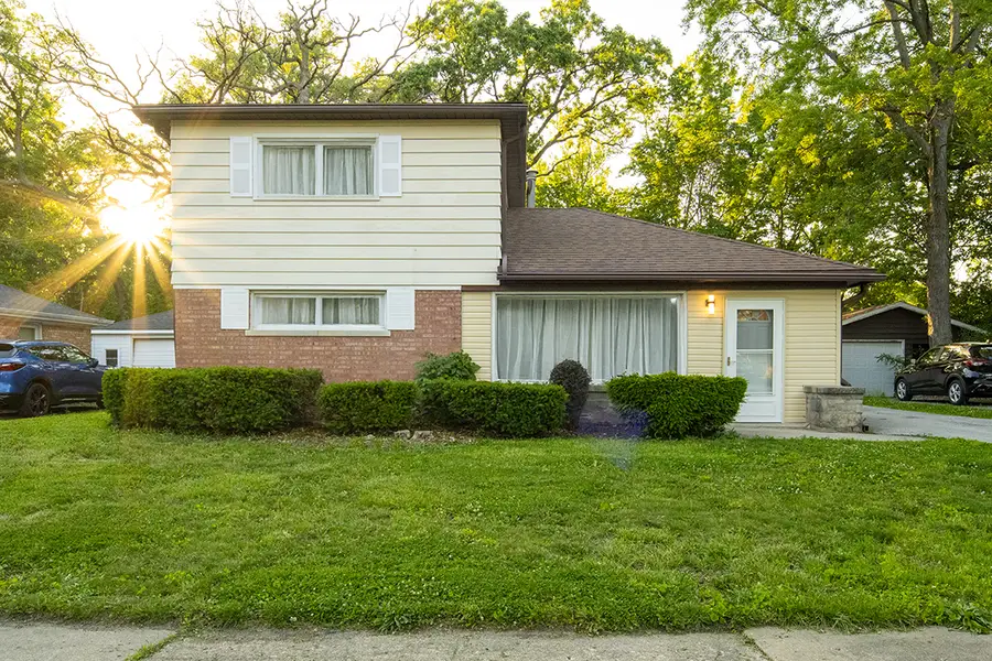 328 Oswego Street, Park Forest, IL 60466 - #2