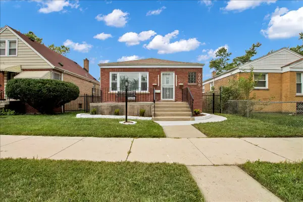 9606 S Eggleston Avenue, Chicago, IL 60628