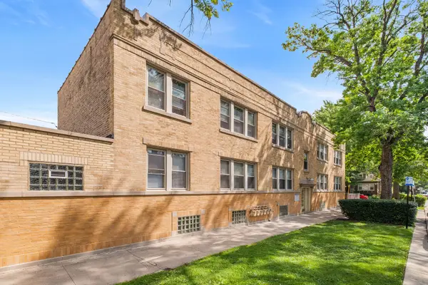 Address Withheld By Seller, Chicago, IL 60625