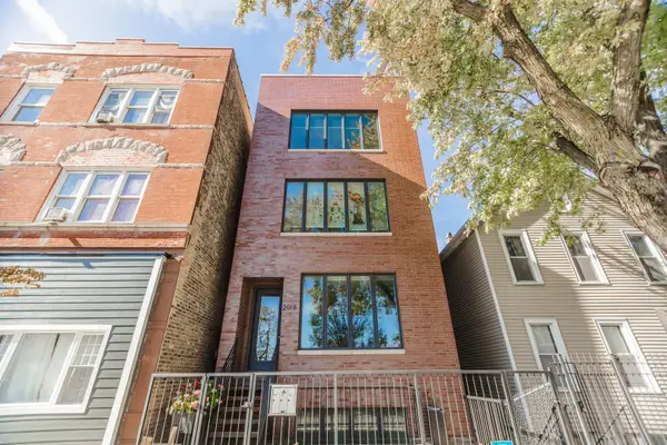 2018 S Loomis Street #3, Chicago, IL 60608