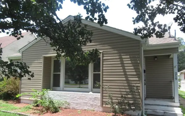 219 S Line Street, Duquoin, IL 62832