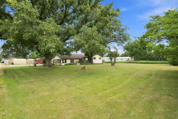 30850 144th Avenue, Long Grove, IA 52756