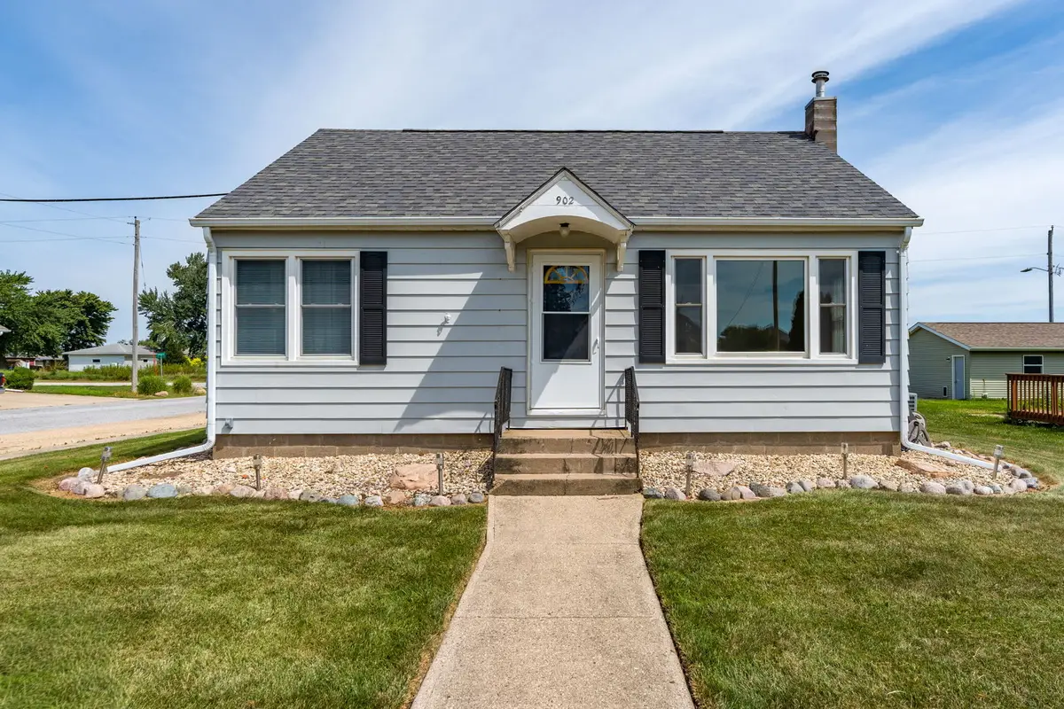 902 Clinton Street, Grand Mound, IA 52751 - #1
