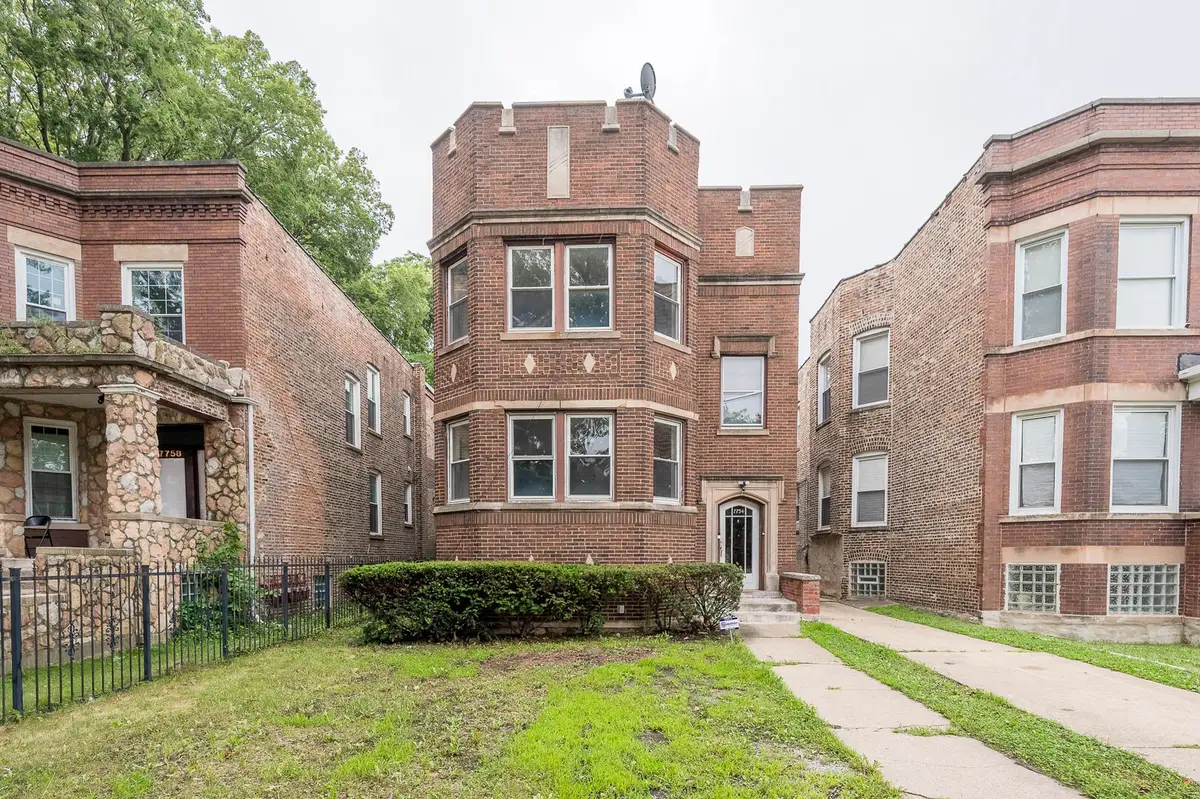 7754 S Saginaw Avenue, Chicago, IL 60649 - #1