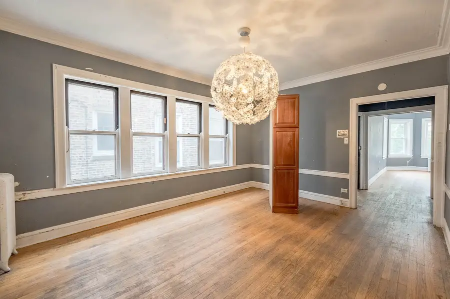 7754 S Saginaw Avenue, Chicago, IL 60649 - #3