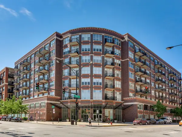 1000 W Adams Street #322, Chicago, IL 60607