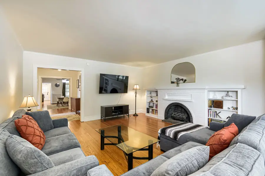 433 S East Avenue #2S, Oak Park, IL 60302 - #3