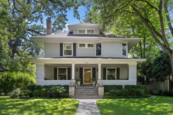 1109 Greenwood Avenue, Wilmette, IL 60091