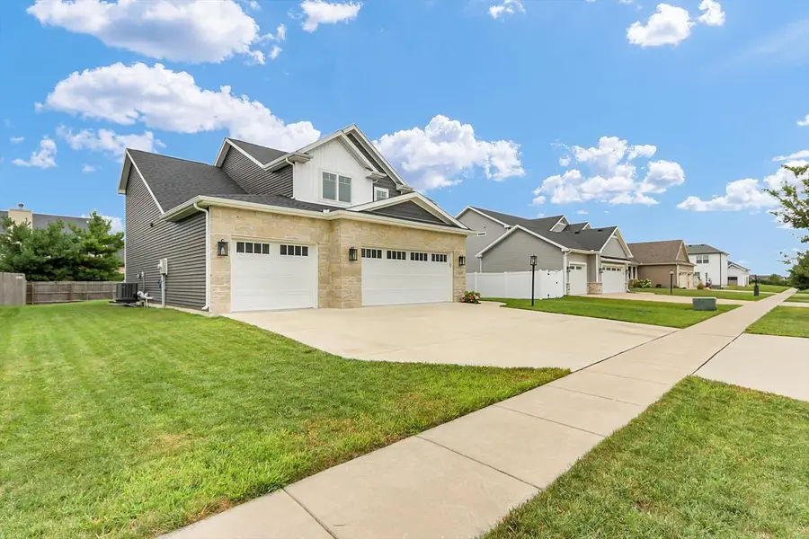 2009 Max Run Drive, Champaign, IL 61822 - #3