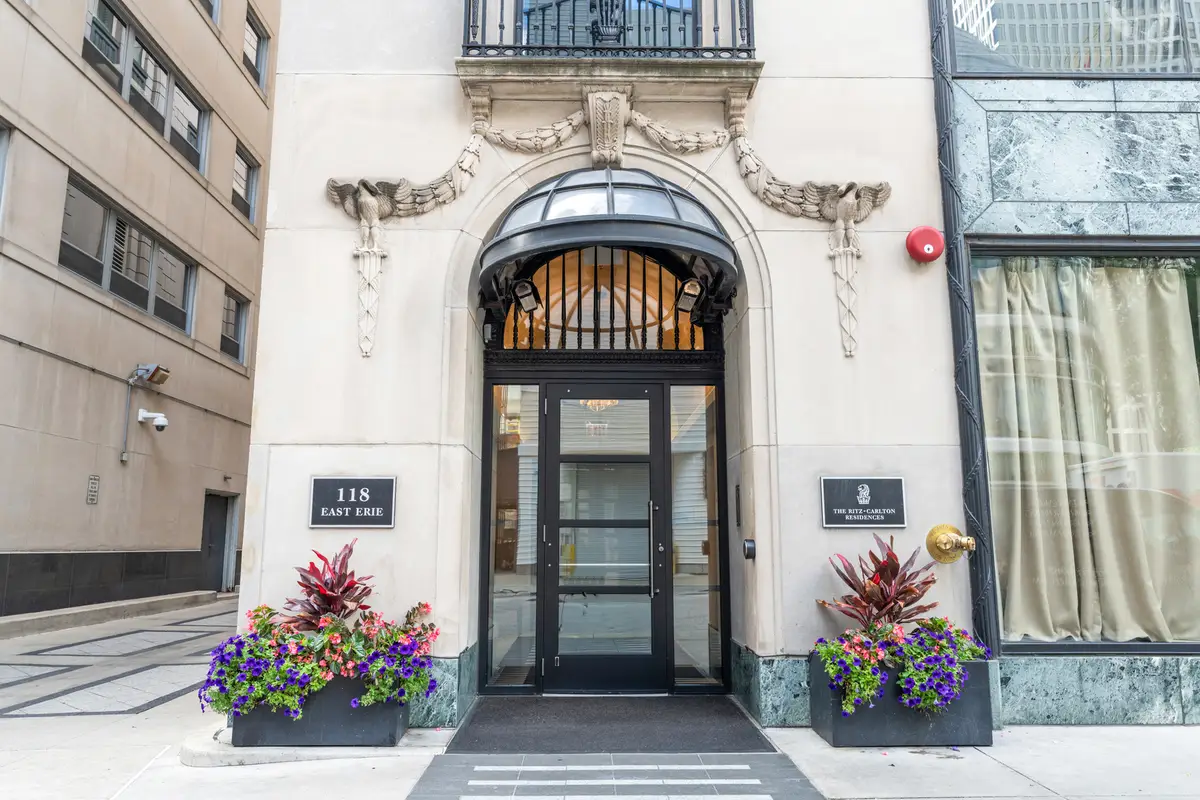 118 E Erie Street #27G, Chicago, IL 60611 - #1