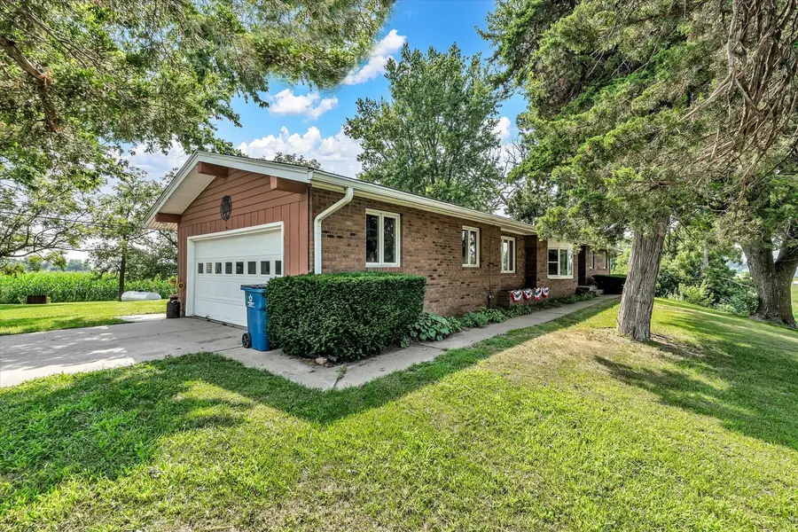 7627 New Liberty Road, Walcott, IA 52773 - #3