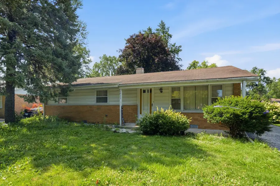 5023 W 81st Street, Burbank, IL 60459 - #2