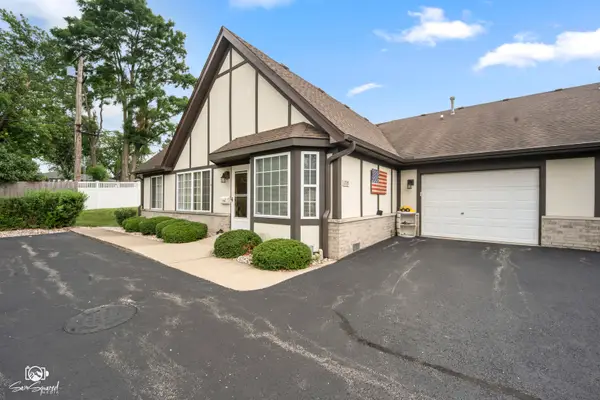 1716 Willow Circle Drive, Crest Hill, IL 60403