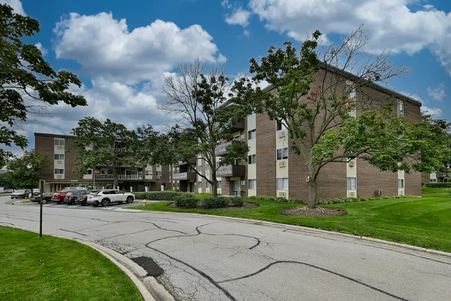 1321 S Finley Road #422, Lombard, IL 60148 - #3