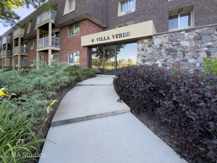 6 Villa Verde Drive #201, Buffalo Grove, IL 60089 - #2