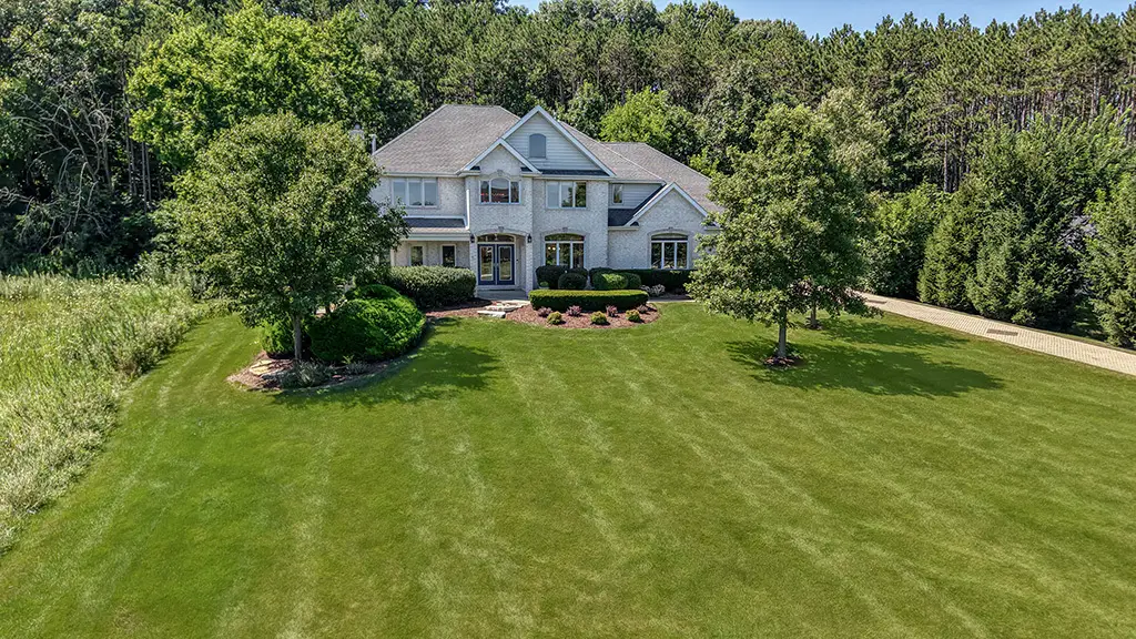 16556 Pine Hill Drive, Homer Glen, IL 60491 - #1