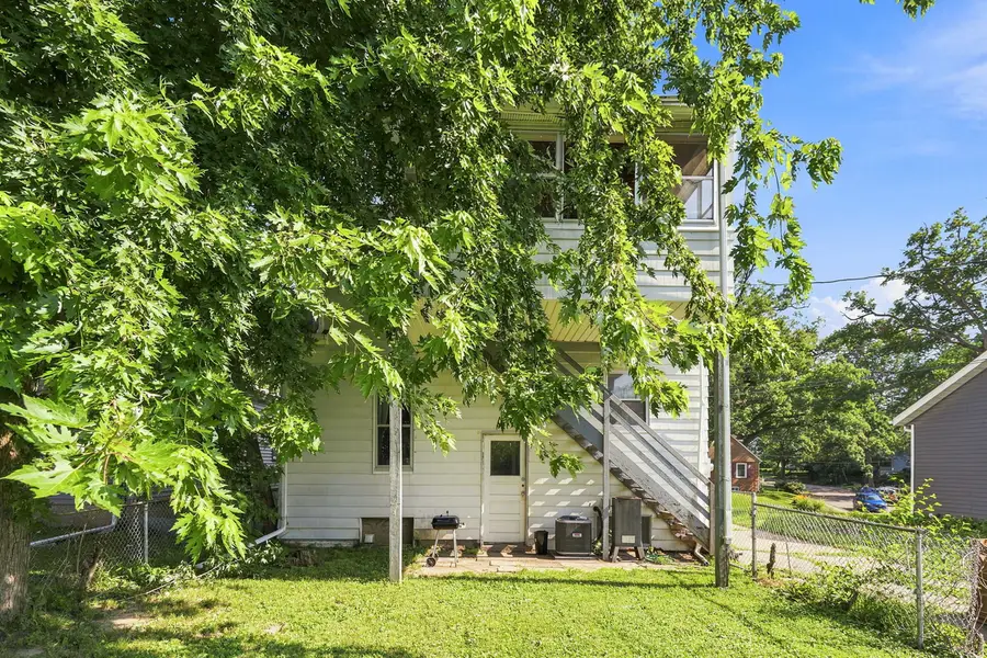 2526 23rd Avenue, Rock Island, IL 61201 - #3